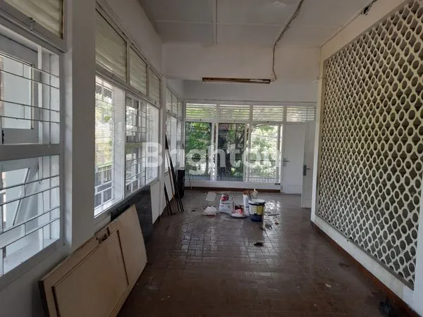 image RUMAH 3LT DI TENGAH KOTA SOLO (KAWATAN) (3)