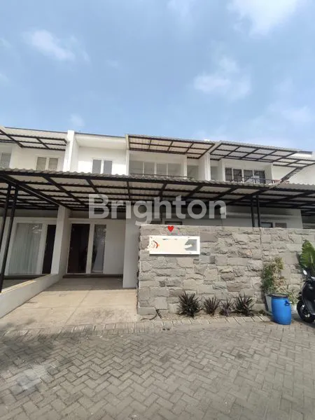 image DIJUAL RUMAH 2 LANTAI DI DE CASA RESIDENT LAKARSANTRI SURABAYA (1)