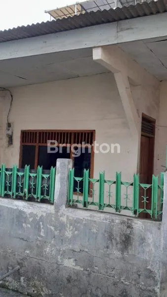 image RUMAH JELAMBAR (1)