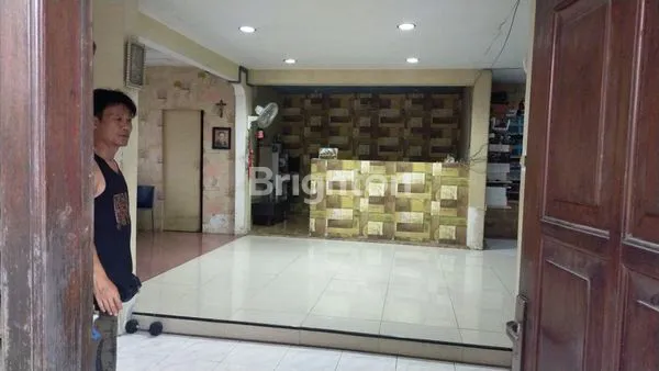image RUMAH DI TENGAH KOTA SEMARANG (6)