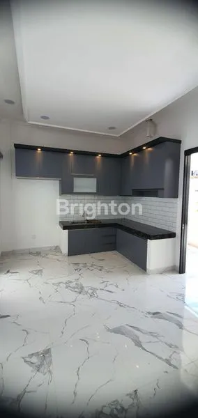 image RUMAH ADA KOLAM RENANG DI SENTUL (3)