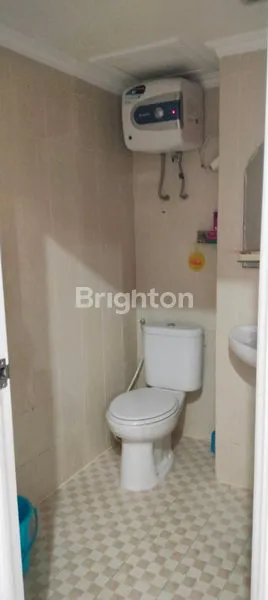 image PUNCAK KERTAJAYA. SEMI FURNITURE YANG NEMPEL (6)