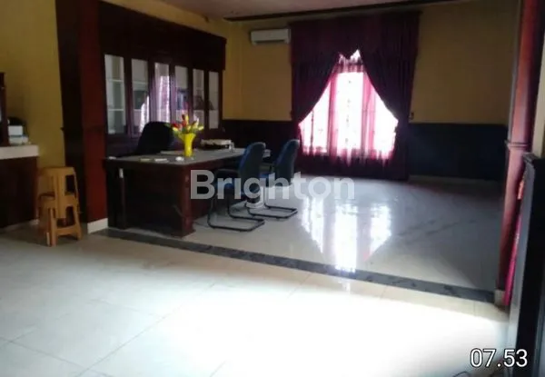 image WORKSHOP COCOK UNTUK GUDANG LUAS (4)