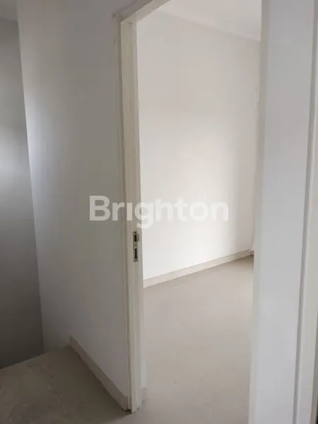 image RUMAH 2 LANTAI BARU GRESS (5)