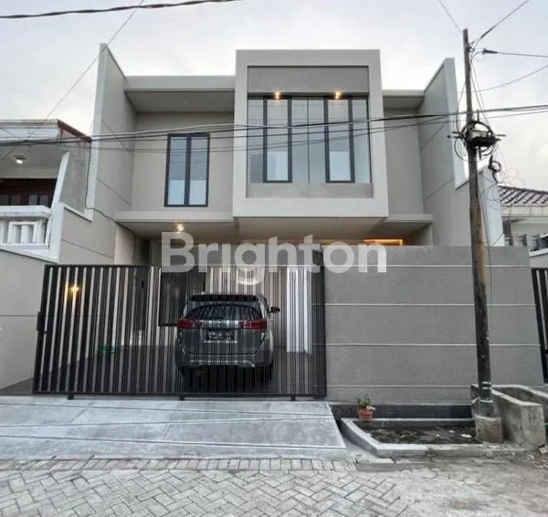 image RUMAH 2 LANTAI MINIMALIS MANYAR TIRTOASRI DEKET WISMA MUKTI HOKKY MERR GALAXY MALL DHARMAHUSADA (1)