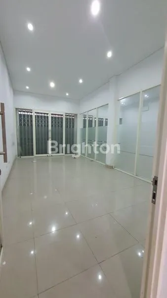 image RUMAH KANTOR 2 LANTAI 170 M2 DI KEL PURWANTORO, KEC BLIMBING, KOTA MALANG (4)