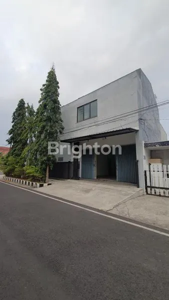 image RUMAH KANTOR 2 LANTAI 170 M2 DI KEL PURWANTORO, KEC BLIMBING, KOTA MALANG (3)