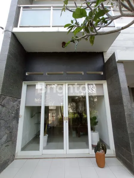 image RUMAH CANTIK TERAWAT SIAP HUNI BANDUNG UTARA DEKAT DENGAN KAMPUS POLBAN (1)