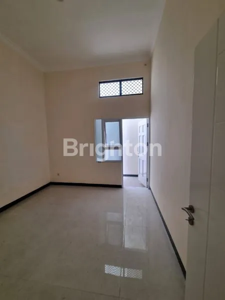 image RUMAH SIAP HUNI DI KARANG ASEM SURABAYA (6)