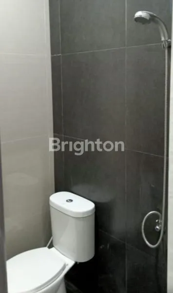 image NEW MINIMALIS 2 LANTAI DI RUNGKUT, SIAP HUNI, KOSONGAN (2)