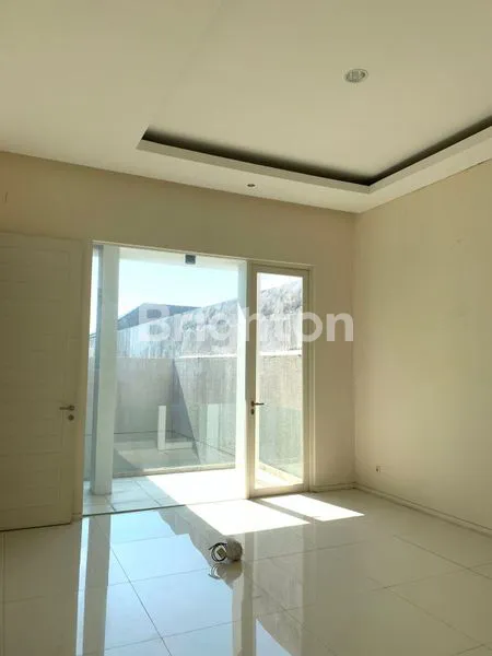 image RUMAH MEWAH LUX MINIMALIS CITRALAND UTAMA ONE GATE PERUMAHAN MEWAH GARASI & CARPORT 4 MOBIL DEKAT UNESA, PAKUWON MALL, GRAHA FAMILY, NATIONAL HOSPITAL (8)