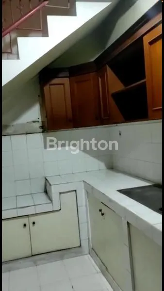 image RUMAH MINIMALIS STANDAR LOKASI STRATEGIS DI PUSAT KELAPA GADING JAKARTA UTARA (7)