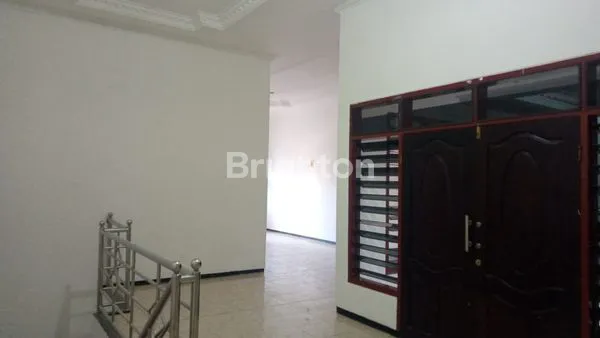 image RUMAH LUAS 2 LT DI BENDUL MERISI SURABAYA (7)