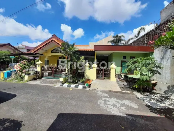 image  RUMAH WISMA PAGESANGAN  DEKAT MASJID AL AKBAR, DEKAT TOL GRESIK, CITO MALL  (2)