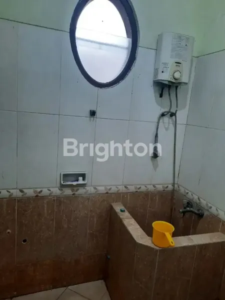 image RUMAH SECOND BAGUS DI RUNGKUT, DEKAT MERR (6)