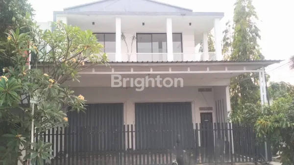 image RUMAH KANTOR 2 LANTAI STRATEGIS DI TENGAH KOTA (1)