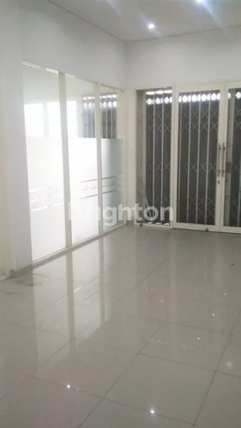 image RUMAH KANTOR 2 LANTAI STRATEGIS DI TENGAH KOTA (6)