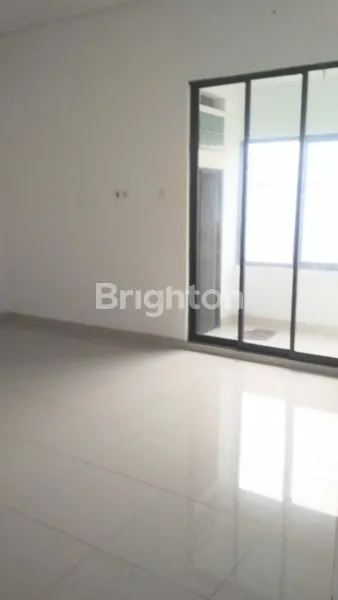 image RUMAH KANTOR 2 LANTAI STRATEGIS DI TENGAH KOTA (7)
