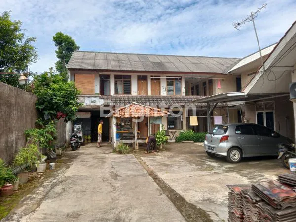 image RUMAH TUA YANG STRATEGIS DISAMPING TOL KUKUSAN BEJI DEPOK (1)