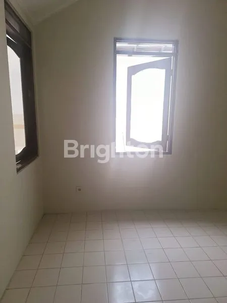 image RUMAH SATU LANTAI DI PERUMAHAN TAMAN UBUD PERMAI (2)