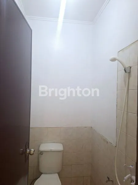 image RUMAH SATU LANTAI DI PERUMAHAN TAMAN UBUD PERMAI (4)