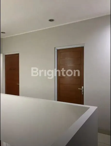 image RUMAH MINIMALIS 2 LANTAI DALAM KONDISI TERAWAT DI SETRA INDAH BANDUNG (6)