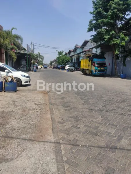 image GUDANG SIAP PAKAI, ROW JALAN LEBAR, BISA UNTUK AKSES KONTAINER, PERGUDANGAN RITZ GATE (2)