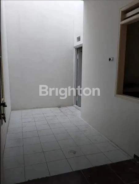 image RUMAH 1 LANTAI SIAP HUNI SUDAH RENOVASI NIRWANA EKSEKUTIF SELANGKAH MERR (3)