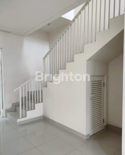 image RUMAH AREA PERUMAHAN WONOREJO INCLUDE AC DEKAT MERR (2)