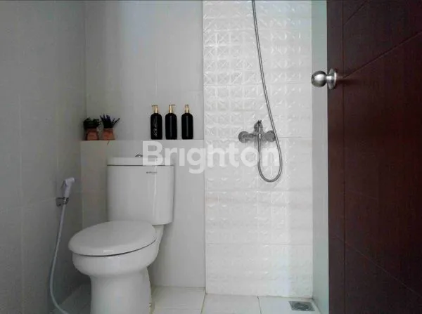 image RUMAH CAHAYA KAZA HUNIAN TERBAIK KELUARGA MODERN DI BANDUNG TIMUR DEKAT LOTTEMART, RS AL ISLAM, TOL BUAHBATU (8)