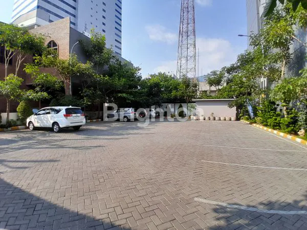 image OFFICEROOM PER LANTAI KAYOON SURABAYA (7)