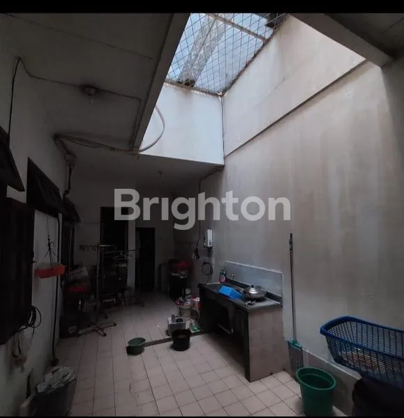 image RUMAH LAMA PLUIT, JAKARTA UTARA HITUNG TANAH LUAS 325M2 (KODE RMRG1920) (1)