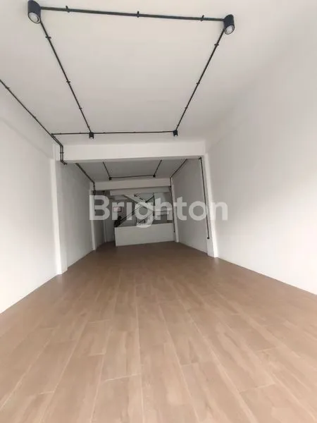 image  RUKO STRATEGIS DENGAN DESIGN KEKINIAN BISA CUSTOM, COCOK UNTUK KANTOR DAN KULINER (6)