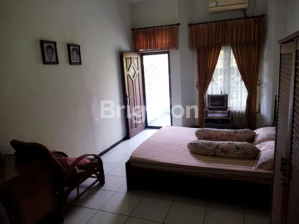 image RUMAH PONDOK JATI LUAS ADEM NAN ASRI ROW JALAN LUAS (5)