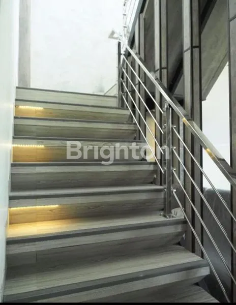 image DIJUAL HOMESTAY 12 KAMAR NGAGEL JAYA TENGAH (6)