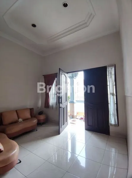 image RUMAH TANJUNG DUREN RAPI TERAWAT SEMI FURNISH 2.5 LANTAI (5)