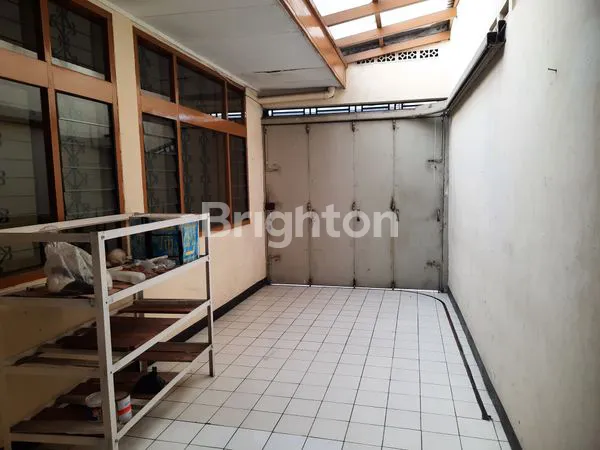 image RUMAH SAYAP PAJAJARAN YANG NYAMAN DALAM LINGKUNGAN YANG TENANG DAN AMAN (8)