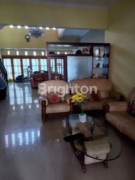 image RUMAH SIAP HUNI DAN NYAMAN 2 LANTAI BUAH BATU BANDUNG (6)