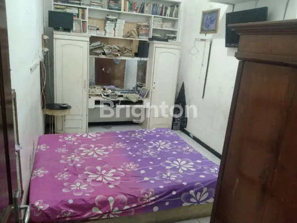 image RUMAH DI PINGGIR JALAN PESANTREN LEBAR 9 M KAB KEDIRI (4)