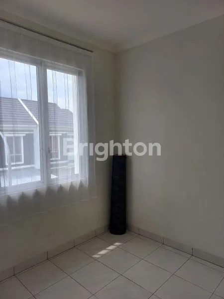 image RUMAH MINIMALIS 2 LANTAI GRANDCITY HYLAND (4)