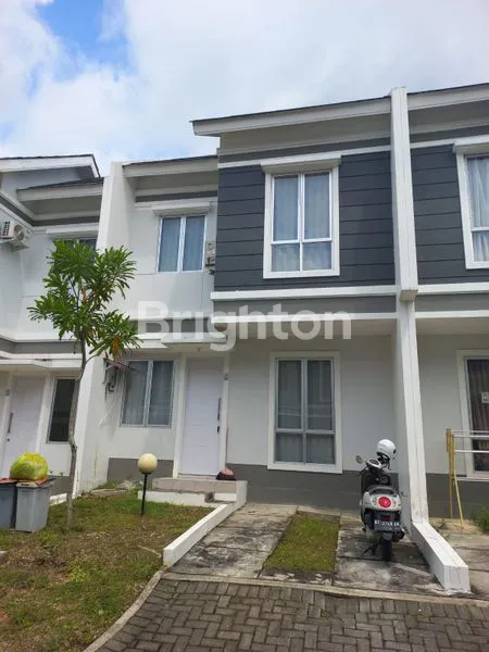 image RUMAH MINIMALIS 2 LANTAI GRANDCITY HYLAND (1)