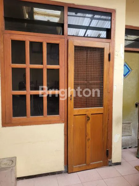 image RUMAH 2 LT DI JL TUMAPEL SURABAYA  (5)