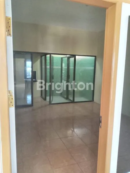 image RUMAH SEKALIGUS TOKO PINGGIR JALAN BESAR PAKISAJI (2)