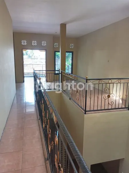 image RUMAH SEKALIGUS TOKO PINGGIR JALAN BESAR PAKISAJI (5)