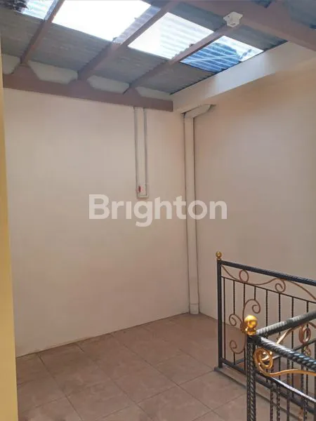 image RUMAH SEKALIGUS TOKO PINGGIR JALAN BESAR PAKISAJI (4)