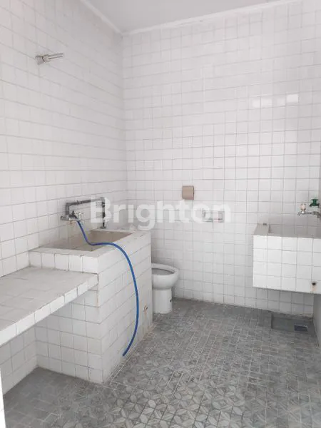 image RUMAH DI DAERAH GUNUNG GUNUNG COCOK UNTUK KANTOR ATAU PRAKTEK DOKTER (7)