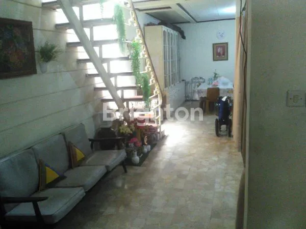 image RUMAH 2 LANTAI TEBET JAKARTA SELATAN (8)