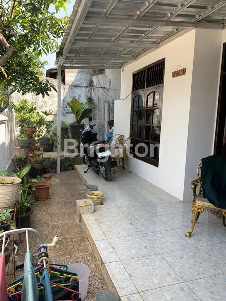 image HUNIAN CANTIK DAN LUAS DI BUKIT CENGKEH DEPOK (6)