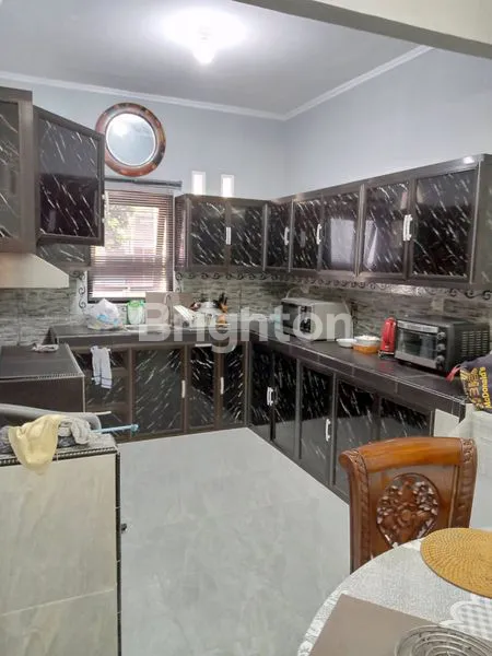 image RUMAH BAGUS MODERN FULL FURNISH LOKASI STRATEGIS DEKAT TOL KOTA MALANG (8)