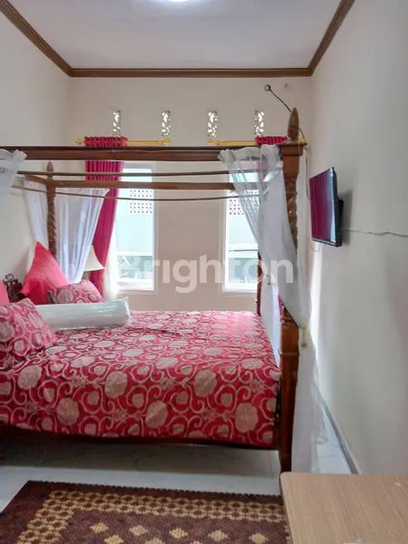 image RUMAH BAGUS MODERN FULL FURNISH LOKASI STRATEGIS DEKAT TOL KOTA MALANG (2)